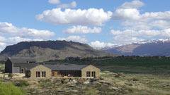 In Central Otago District the average house price is $305,000, a decrease of 4% in the last 12 months
