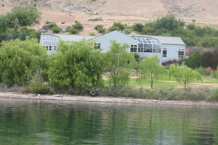 Lake Dunstan Lodge