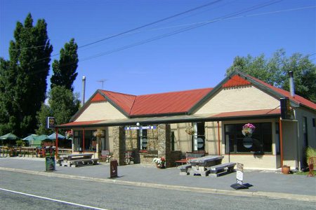 Oturehua Railway Hotel